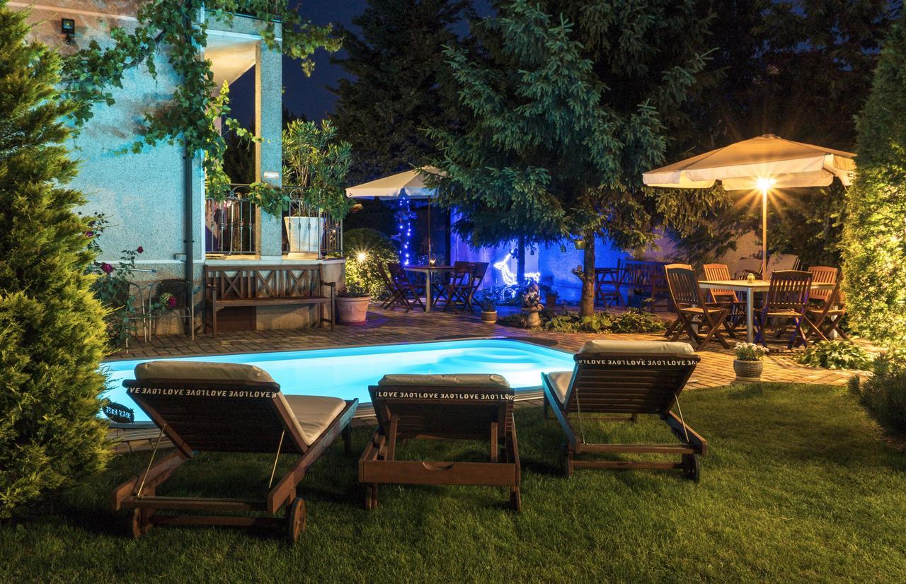 Guest House Butterfly Wing Οδησσός Εξωτερικό φωτογραφία