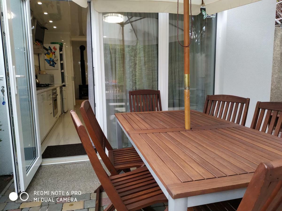 Guest House Butterfly Wing Οδησσός Εξωτερικό φωτογραφία