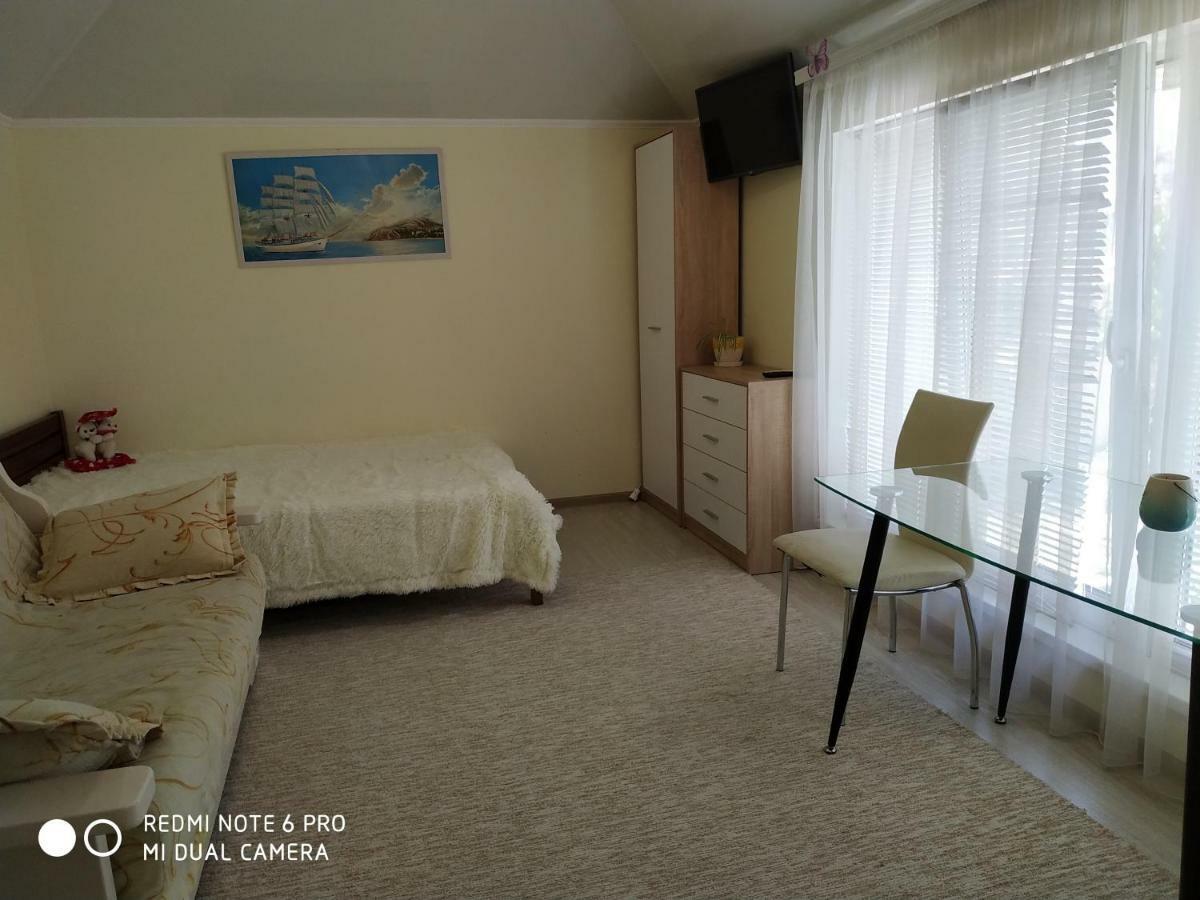 Guest House Butterfly Wing Οδησσός Εξωτερικό φωτογραφία