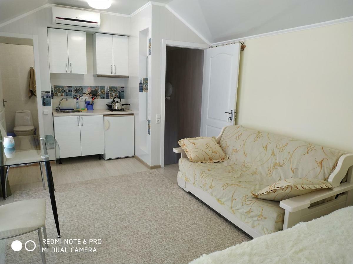 Guest House Butterfly Wing Οδησσός Εξωτερικό φωτογραφία