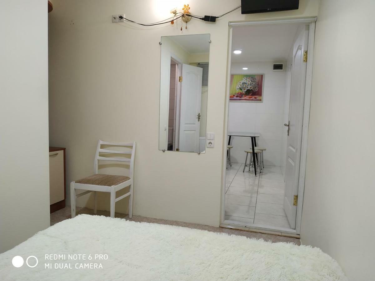 Guest House Butterfly Wing Οδησσός Εξωτερικό φωτογραφία