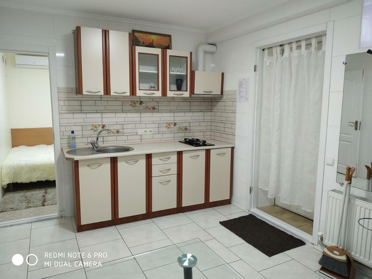 Guest House Butterfly Wing Οδησσός Εξωτερικό φωτογραφία