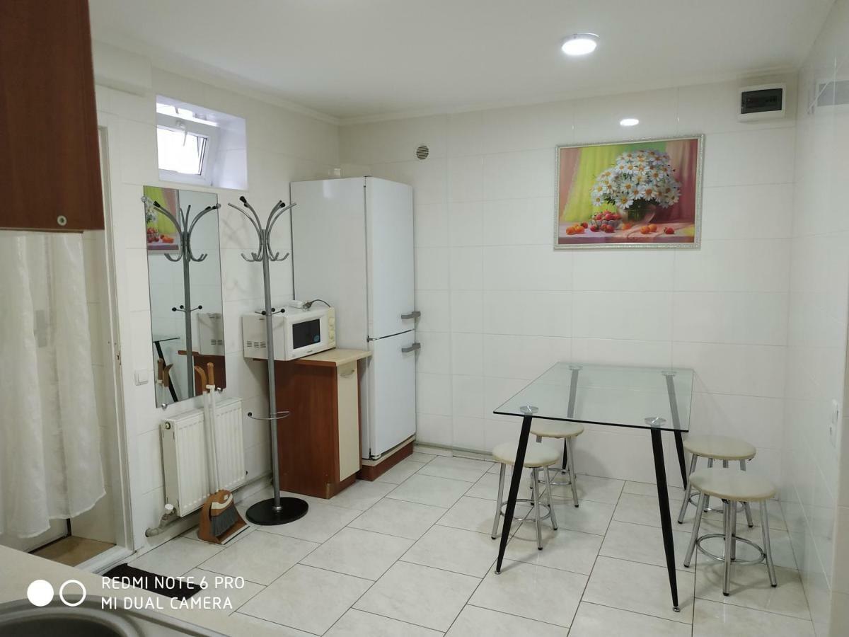 Guest House Butterfly Wing Οδησσός Εξωτερικό φωτογραφία